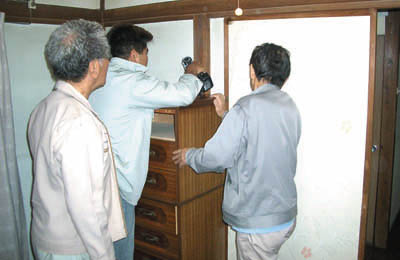 家具転倒防止工事